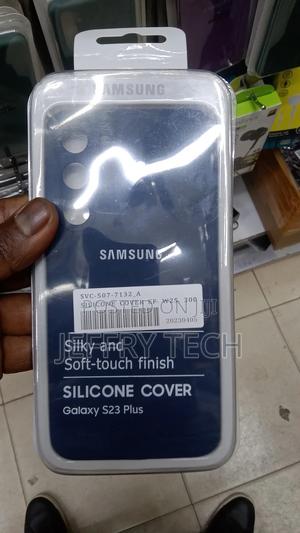 Soft Silicone Case for Samsung Galaxy S23 Plus (Black) - thumbnail 2