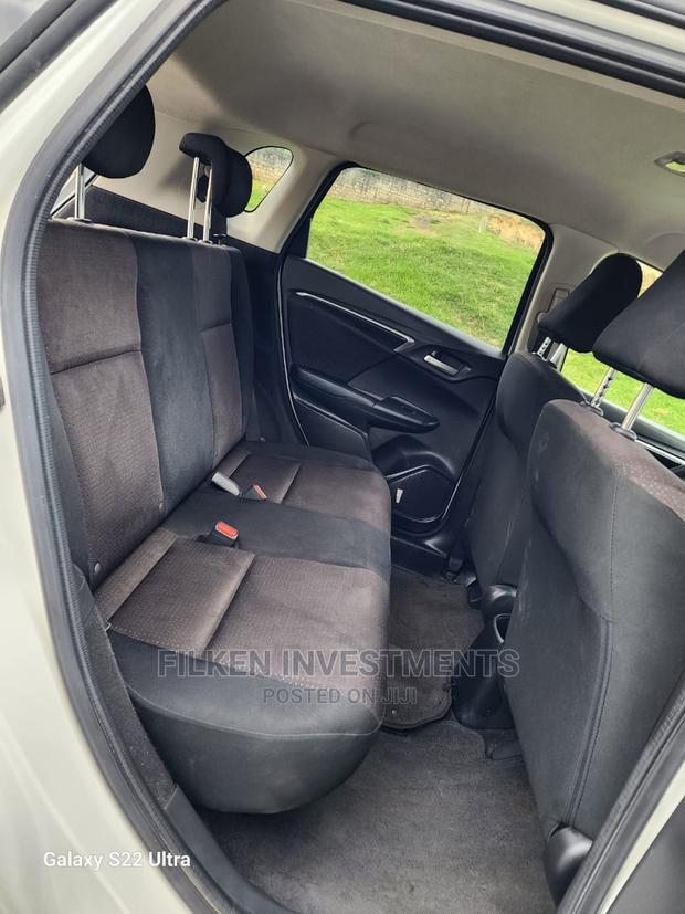 Honda Fit 2015 White - thumbnail 7