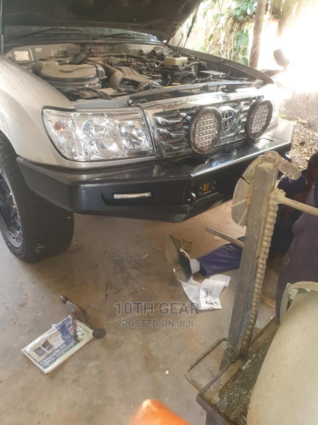 Landcruiser 100 Series Bullbars Available New