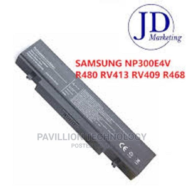 Samsung Np300 Battery - main view