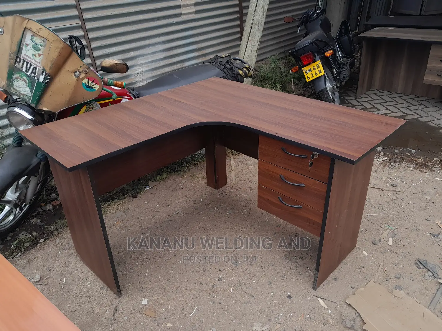 Office Desk