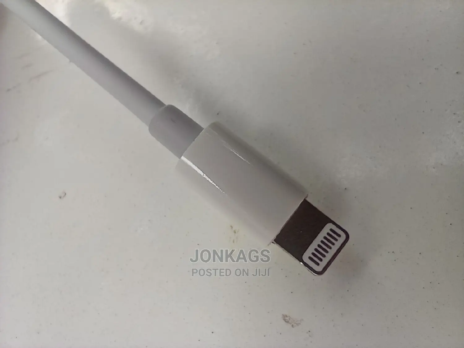 Apple Lighting to HDMI+USB+ Lighting Charging