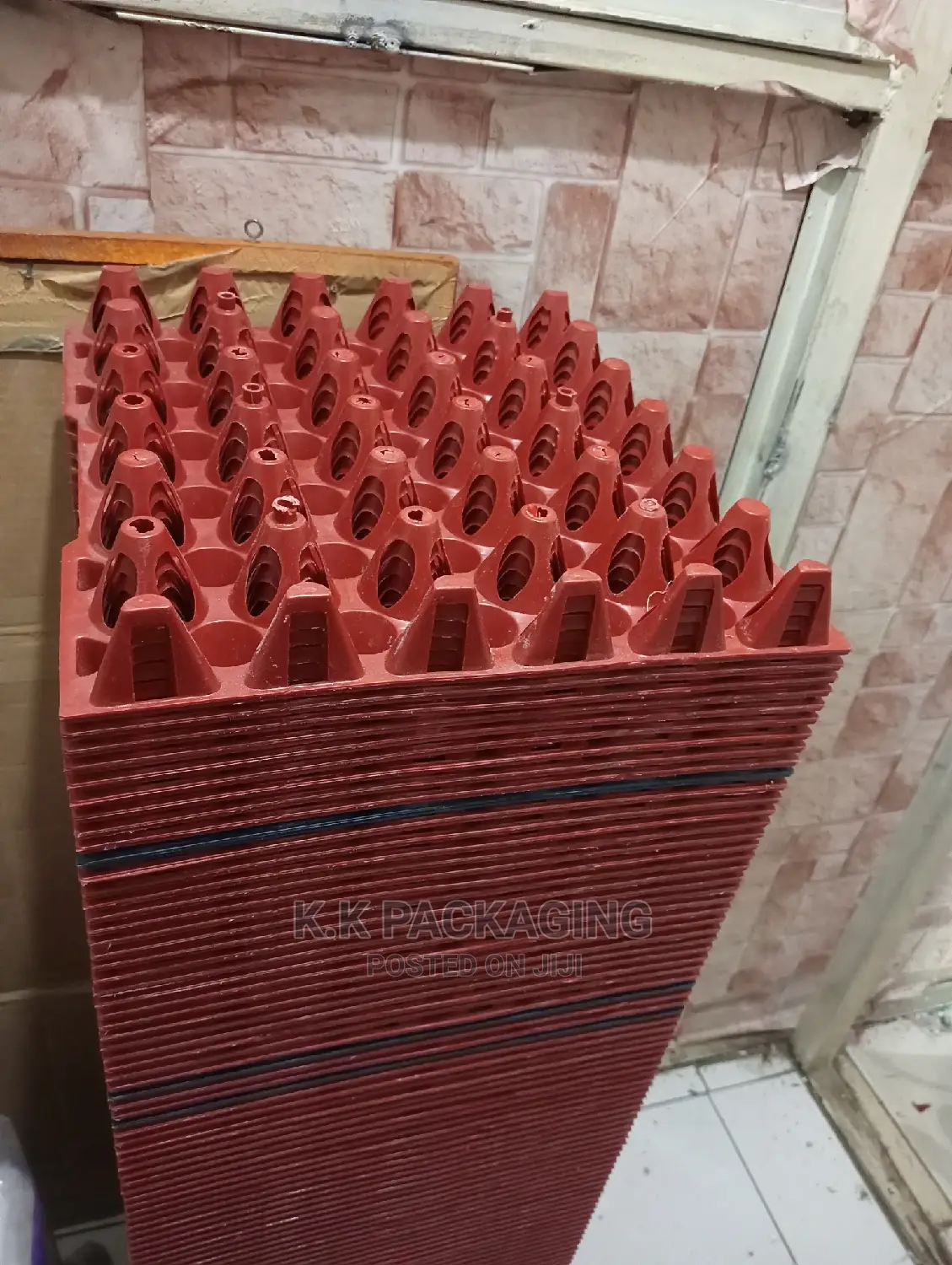 100pcs at 5000 Plastic Egg Trays