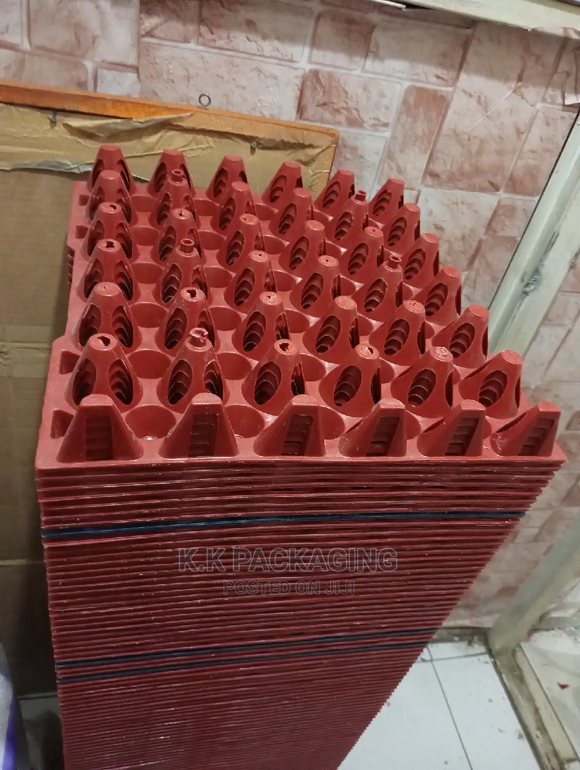 100pcs at 5000 Plastic Egg Trays