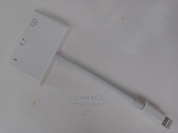 Apple Lighting to USB+ 3.5mm Audio Jack + Lighting Charging - thumbnail 8