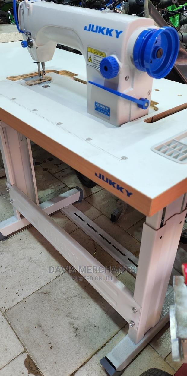 Jukky Industrial Sewing Machine Head, Motor and Table
