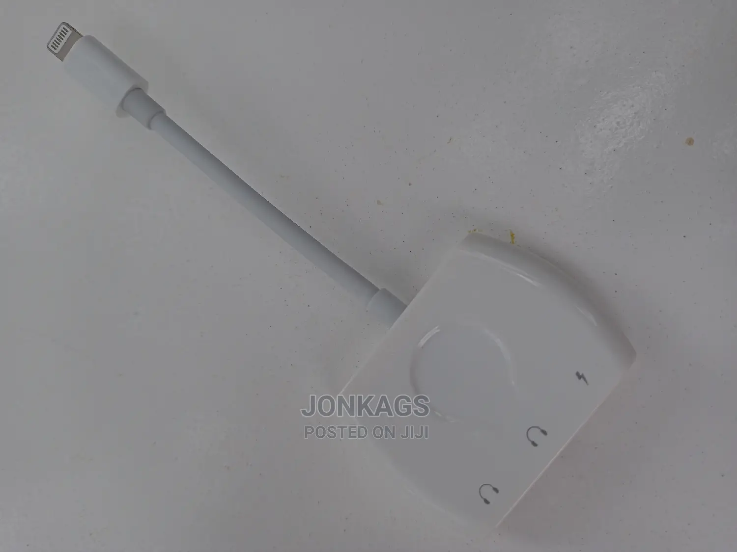 Lighting to Apple Audio Port+Audio Jack+Lighting Charging