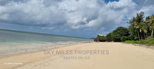 Kikambala,2.6 Acres Beach Plot on Sale - main view