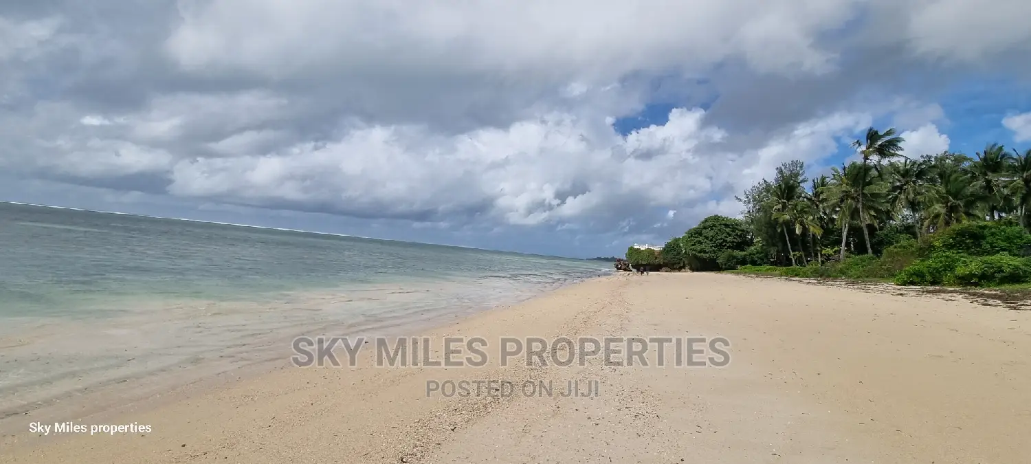 Kikambala,2.6 Acres Beach Plot on Sale