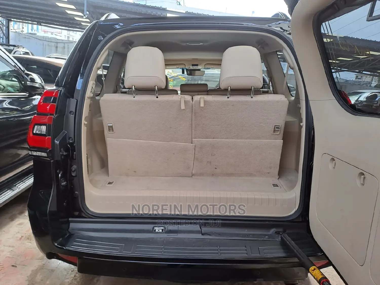 Toyota Land Cruiser Prado 2018 Black