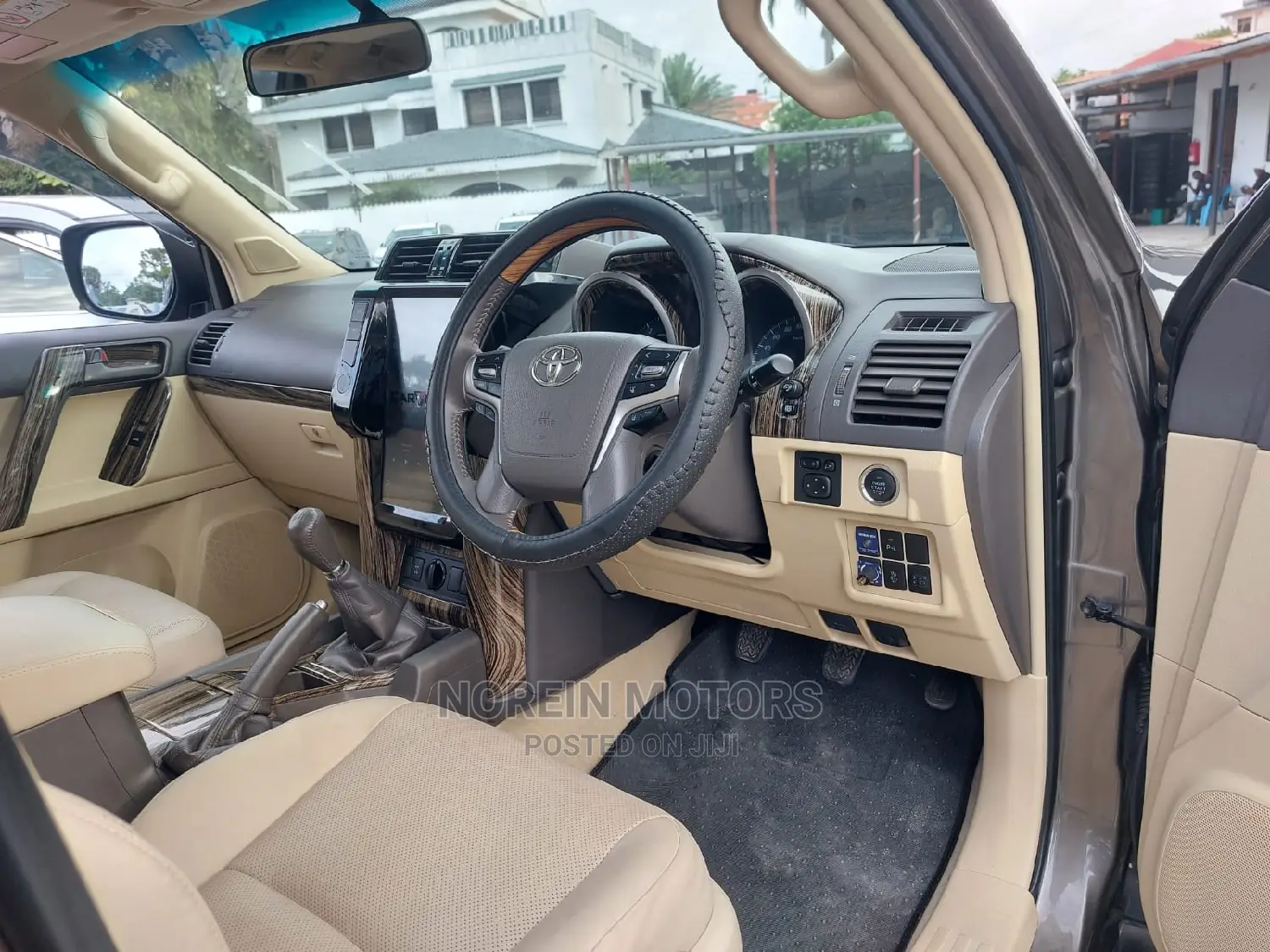 Toyota Land Cruiser Prado 2018 Gray