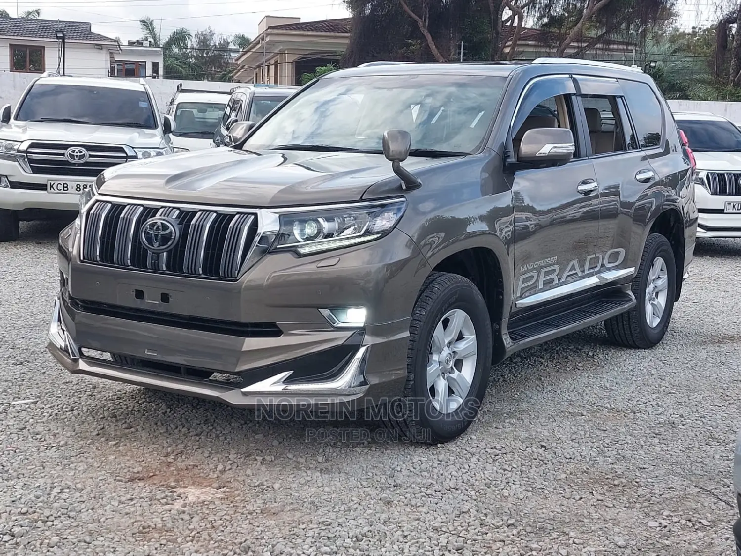 Toyota Land Cruiser Prado 2018 Gray