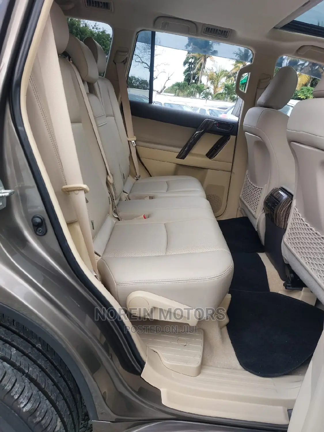 Toyota Land Cruiser Prado 2018 Gray