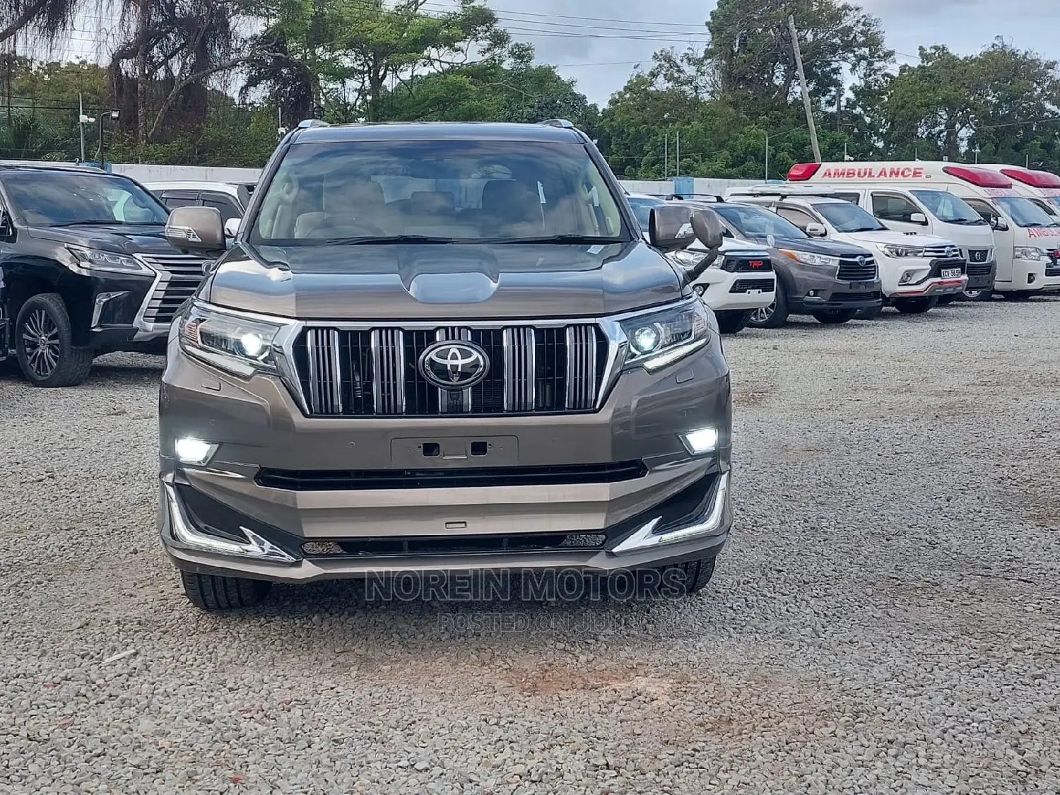 Toyota Land Cruiser Prado 2018 Gray