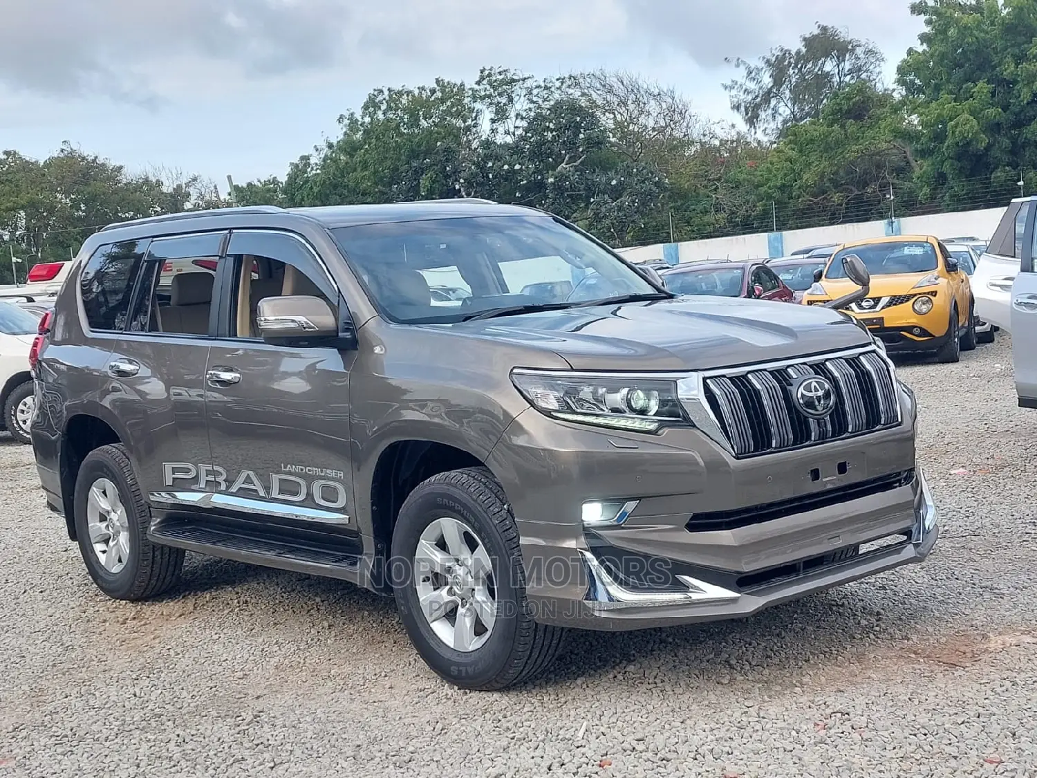Toyota Land Cruiser Prado 2018 Gray