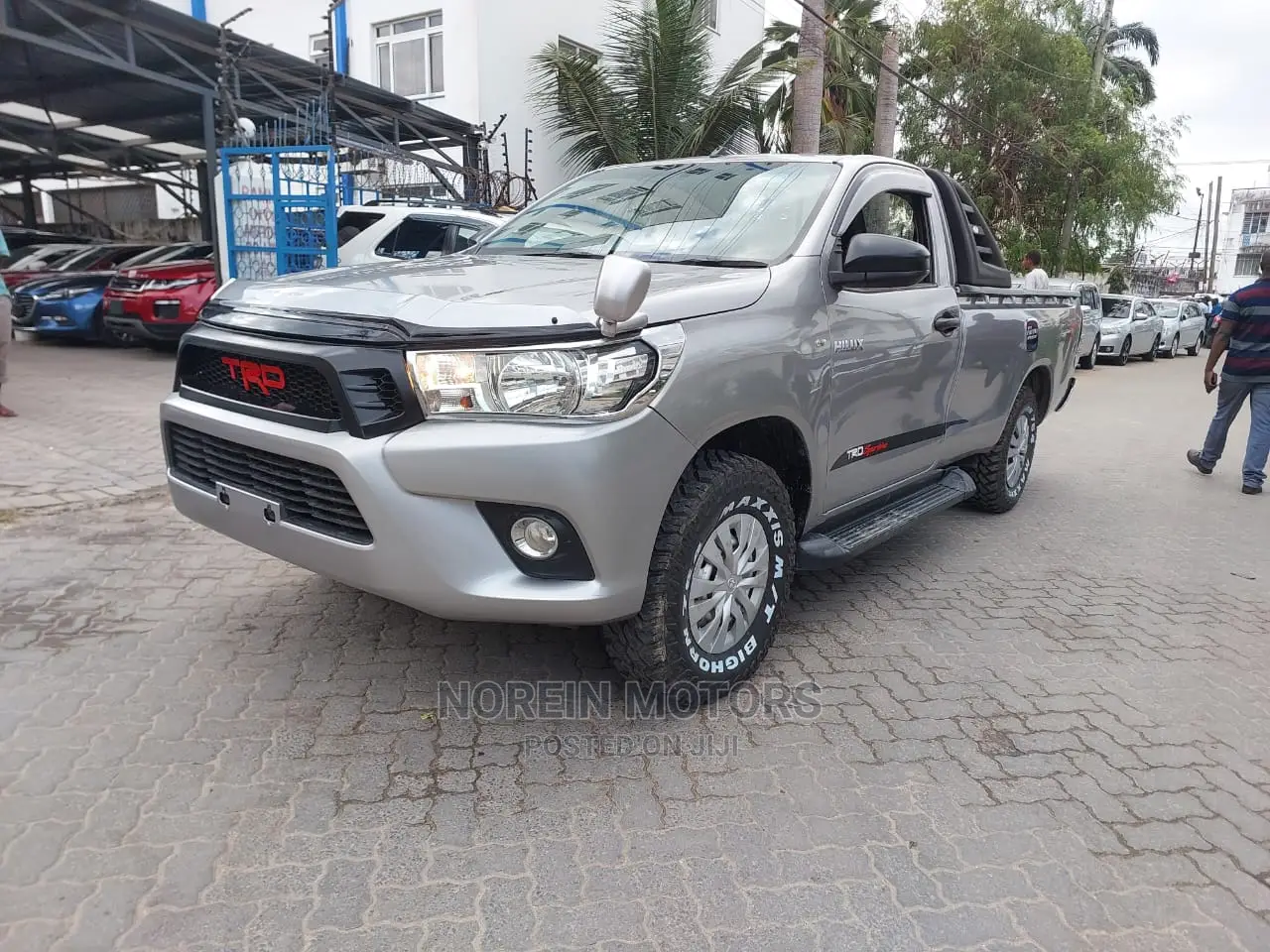 Toyota Hilux 2016 Gray