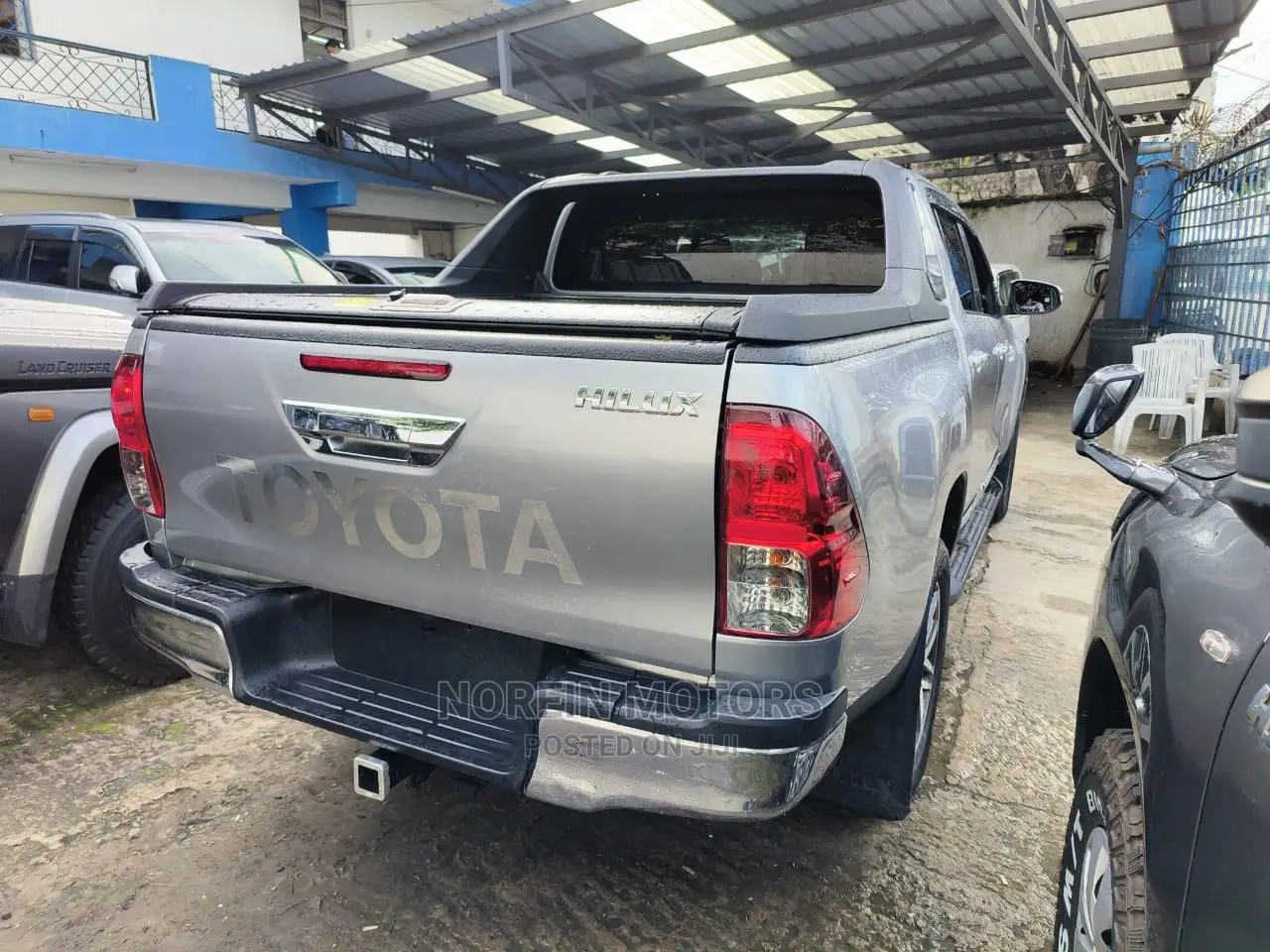 Toyota Hilux 2016 Gray