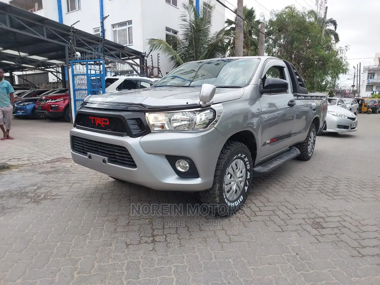 Toyota Hilux 2016 Gray