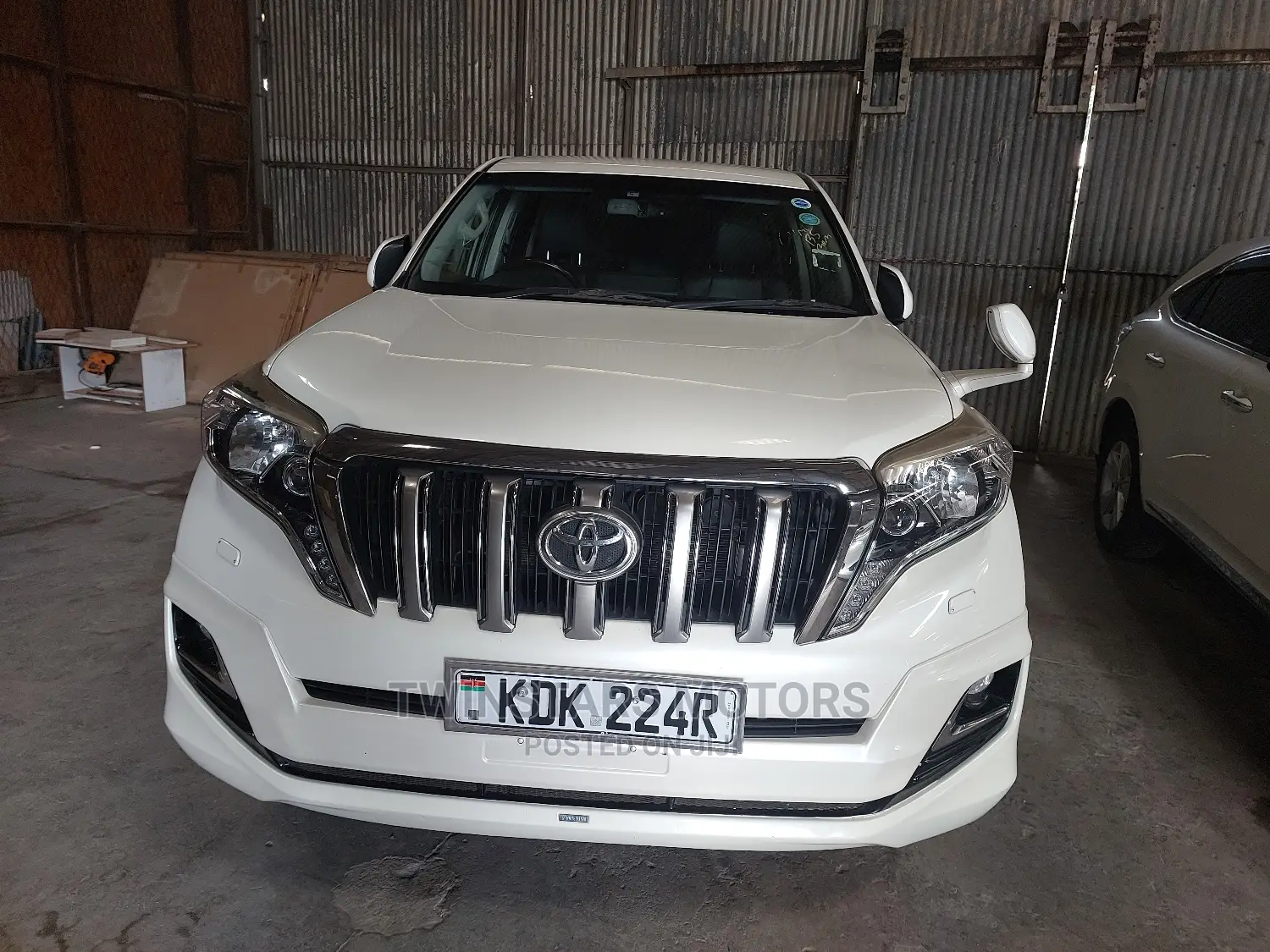 Toyota Land Cruiser Prado 2.7 VVT-i 2015 White