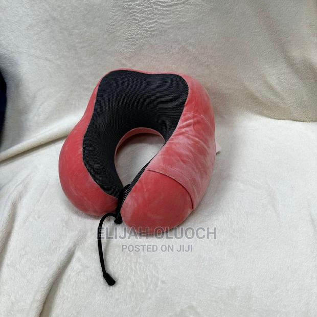 Travel Neck Pillow - thumbnail 3