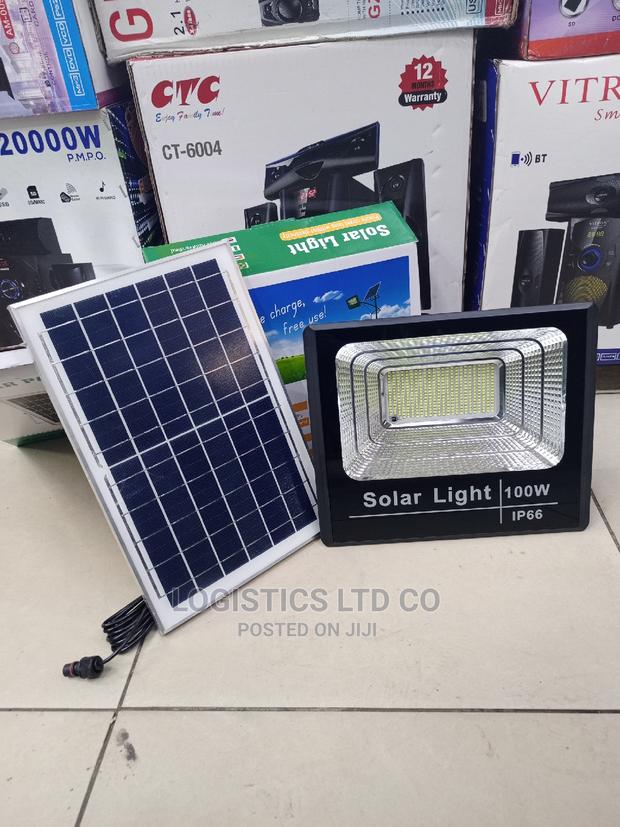 100W Super Bright Outdoor Security Solar LED Floodlight
