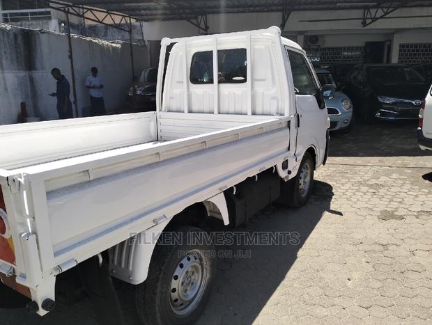 Bongo Vannete Manual Diesel Pickup - thumbnail 4