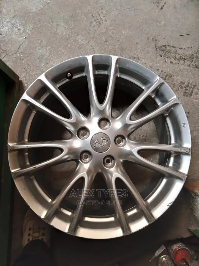 Size 18 Inches Nissan Teana Alloy Rims Set