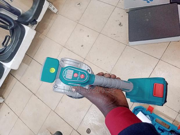 Cordless Tile Vibration Machine - thumbnail 3