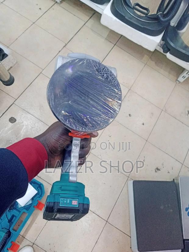 Lithium -ion Cordless Tile Vibration Machine - thumbnail 3