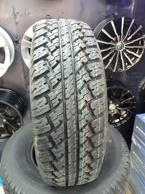 235/75r15 Maxtrek All-Terrain