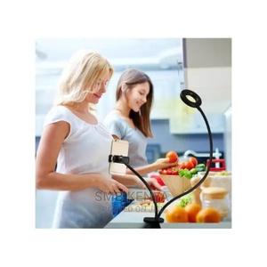 Live Streaming Light With Flexible Phone Holder - main view