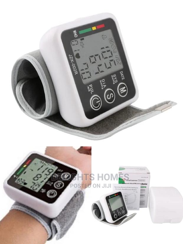 Digital Electronic Wrist Blood Pressure Monitor