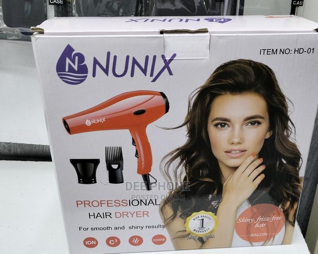 Nunix Professional Hairdryer - thumbnail 2