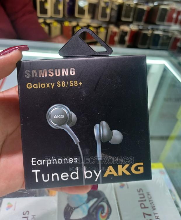 Samsung AKG Jack Earphones, Heavy Bass