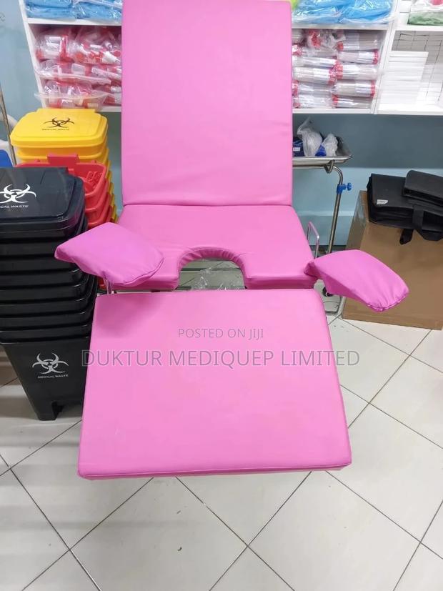 Examination Bed/ Delivery Bed/Maternity Bed/ Table Upt 150kg - thumbnail 3