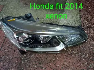 Honda Fit 2014 Headlights