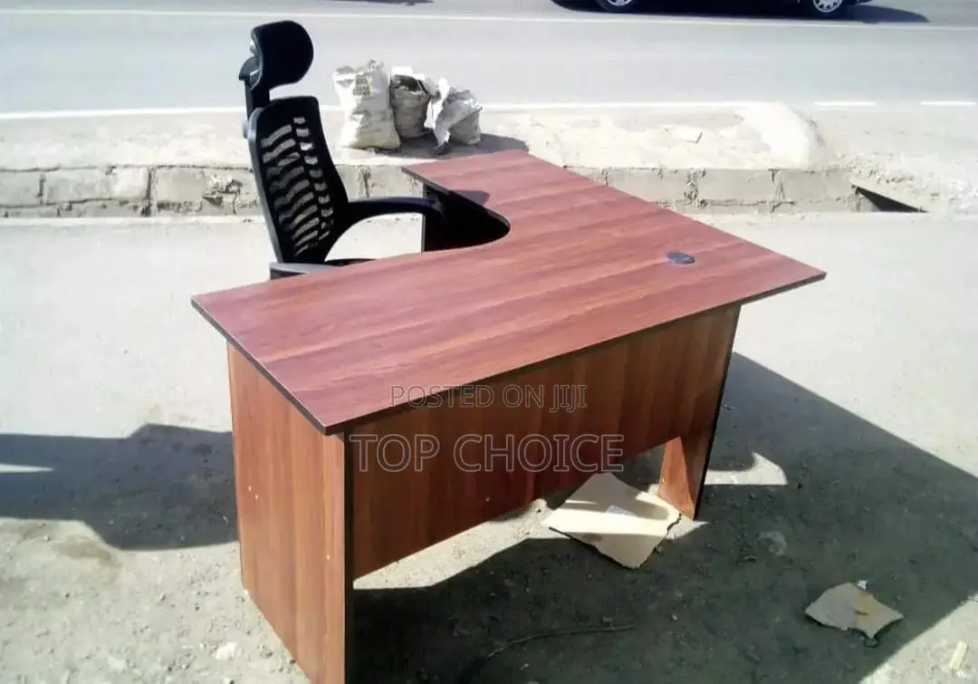 Office Desks Curved
