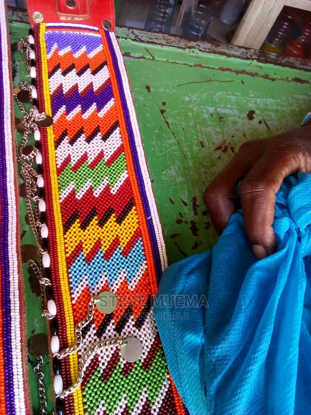 Ladies Beaded Leather Belts. - thumbnail 2