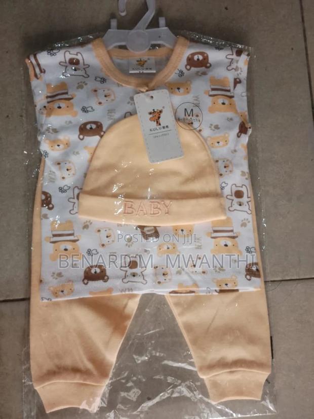 Baby Clothes and Accessories - thumbnail 4