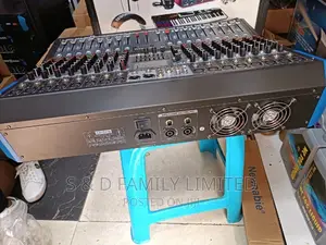 Yamaha PMY-16 USB 16 Channels Powered Mixer