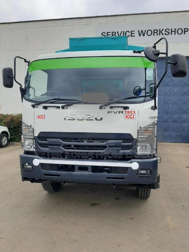 Zero Mileage 2023 Isuzu FVR90 - thumbnail 3