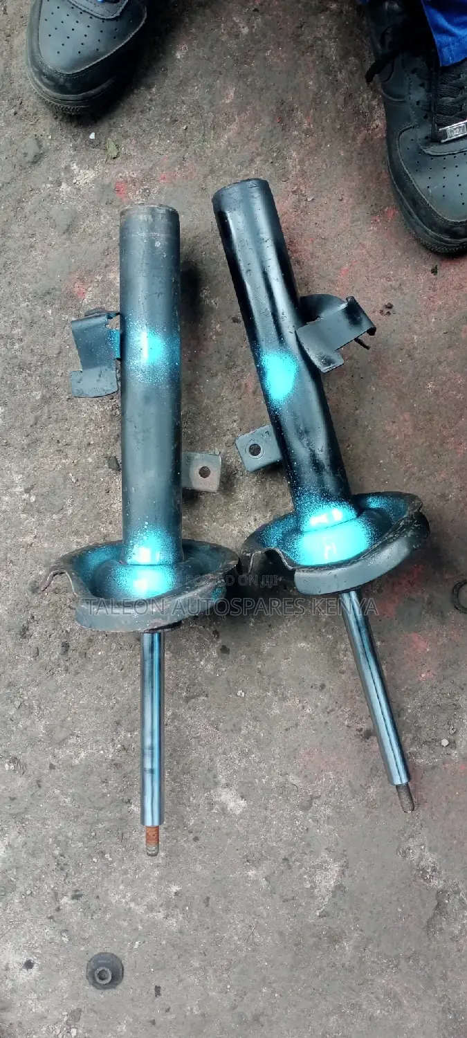 Mazda Axela 2012 Shocks