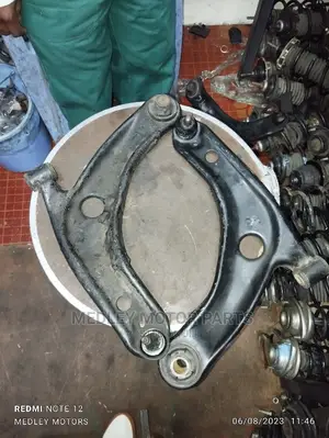 Control Arms Toyota Belta/Ractis