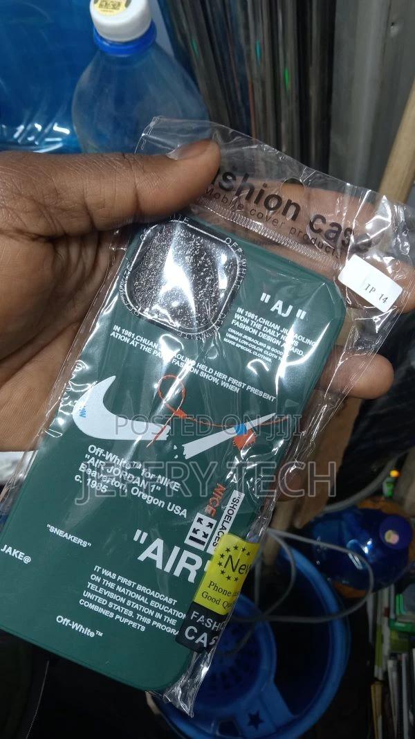 iPhone 14 Nike Case (Green) - thumbnail 2