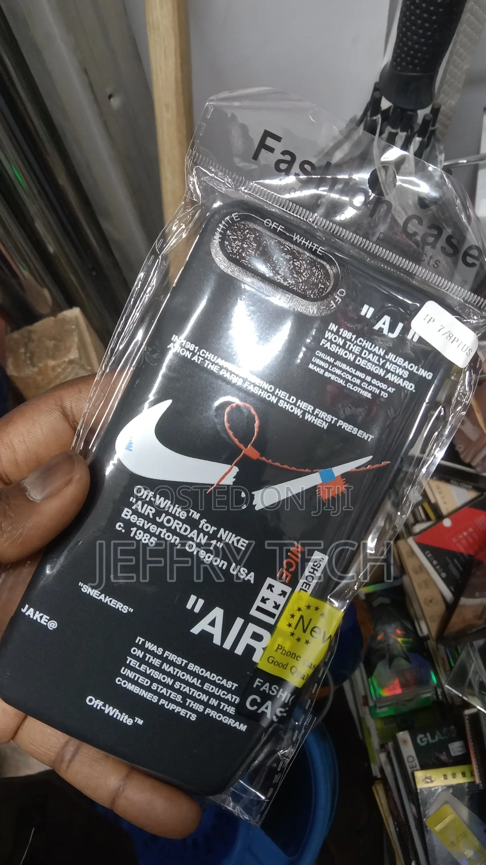 Royal Trend Apple iPhone 7/8/Se 2020 Black Nike Casetify