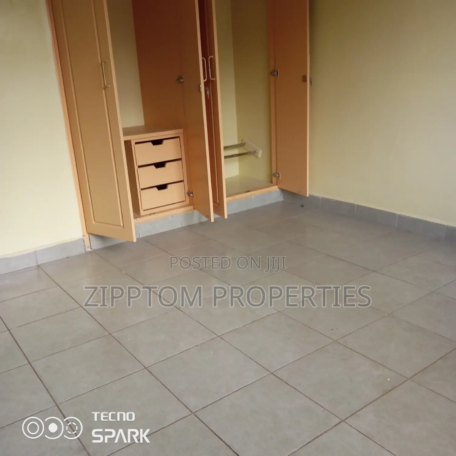 2bdrm Apartment in Madaraka for rent