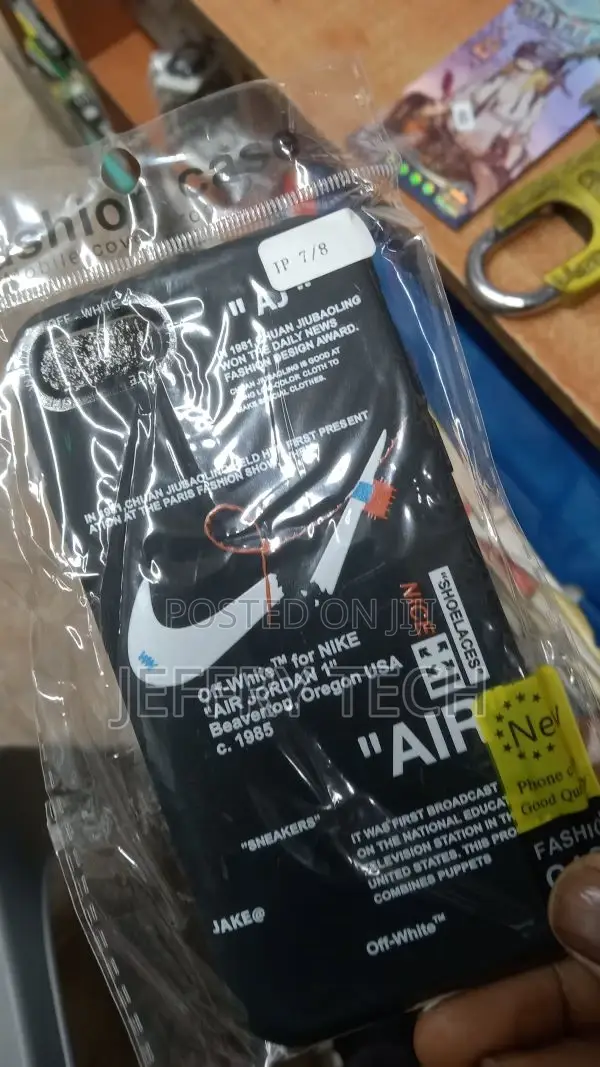 iPhone Nike Frosted Phone Case 7/8 Black Case