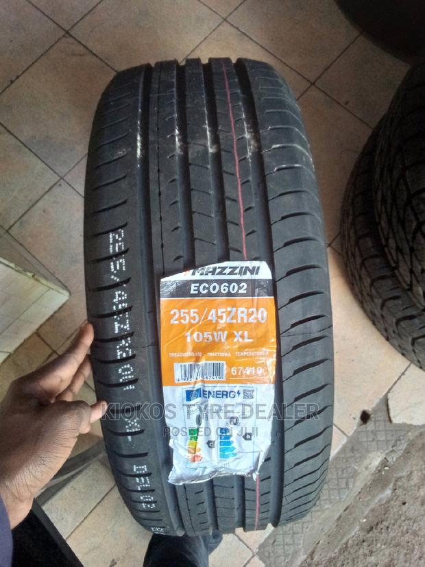 255/45r20 Mazzini Tire