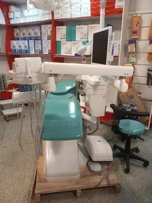 Complete Dental Unit With Compressor.