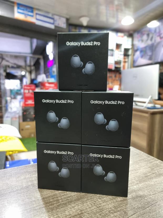 Galaxy Buds 2 Pro - main view